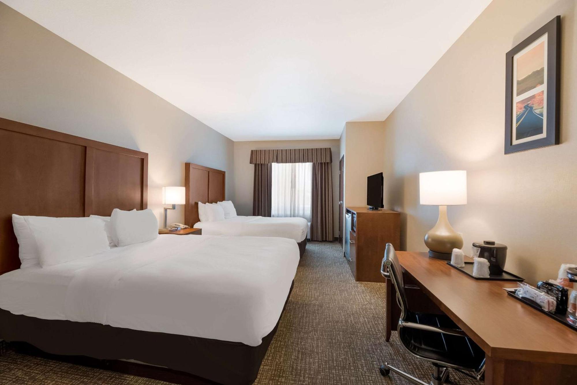Comfort Inn & Suites Las Vegas - Nellis Екстериор снимка